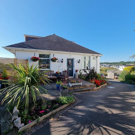 Lovely Private Studio Room With Own Kitchen And Bathroom. Set In The Popular Area Of Shiphay In Torquay And Only A Short Walk From Torbay Hospital Bagian luar foto